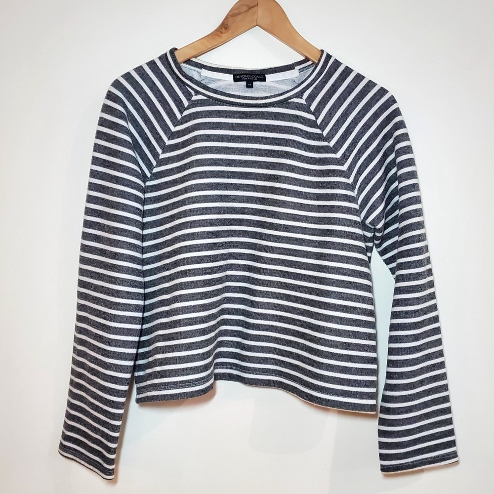 Beyond Yoga Women Striped Raglan Pullover Sweatshirt Gray White BL7559 Size XS